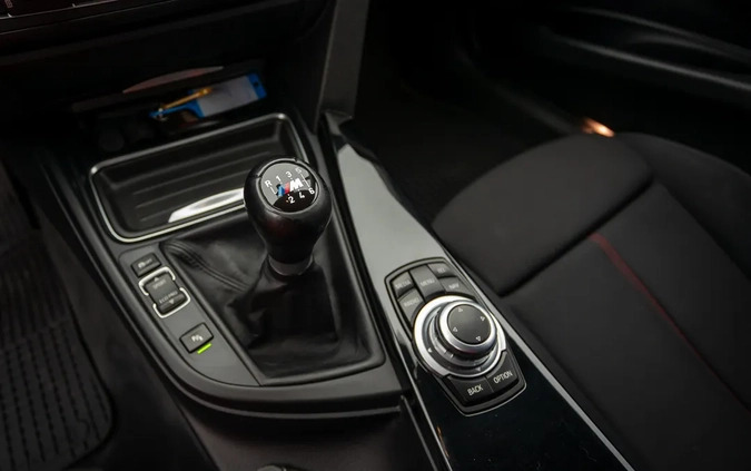 BMW Seria 3 cena 53990 przebieg: 249000, rok produkcji 2015 z Nasielsk małe 781